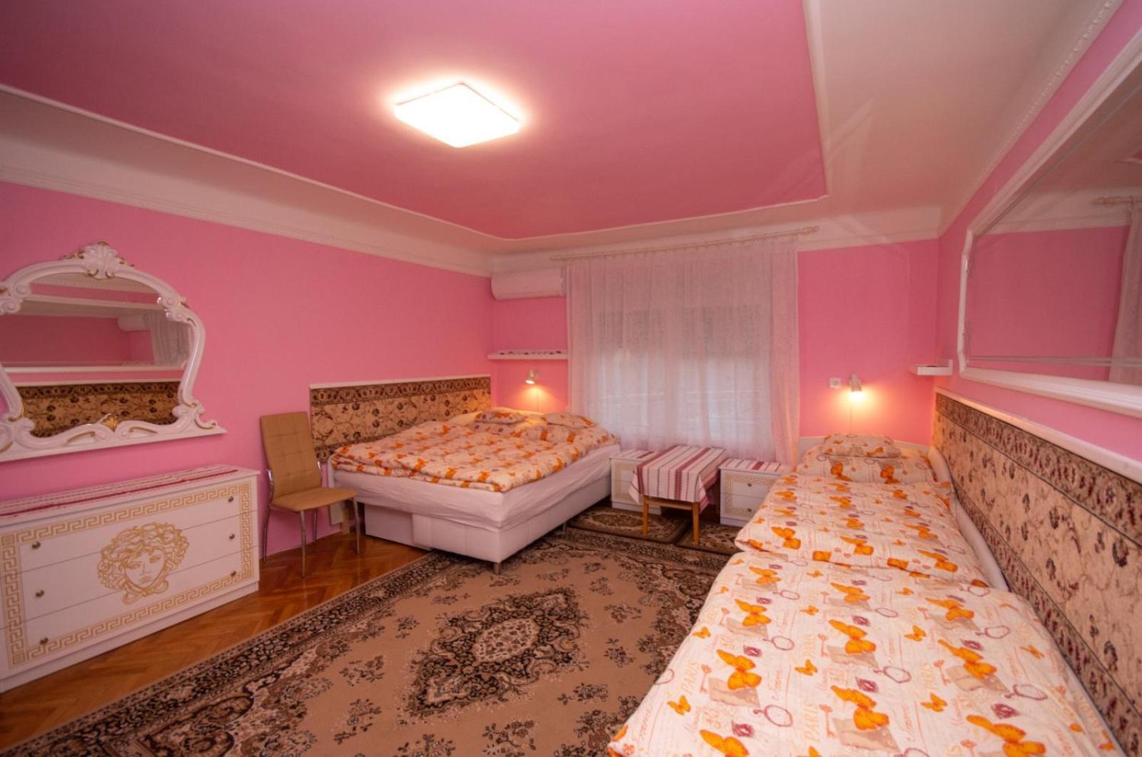 Amália Apartman Gyula Exterior foto