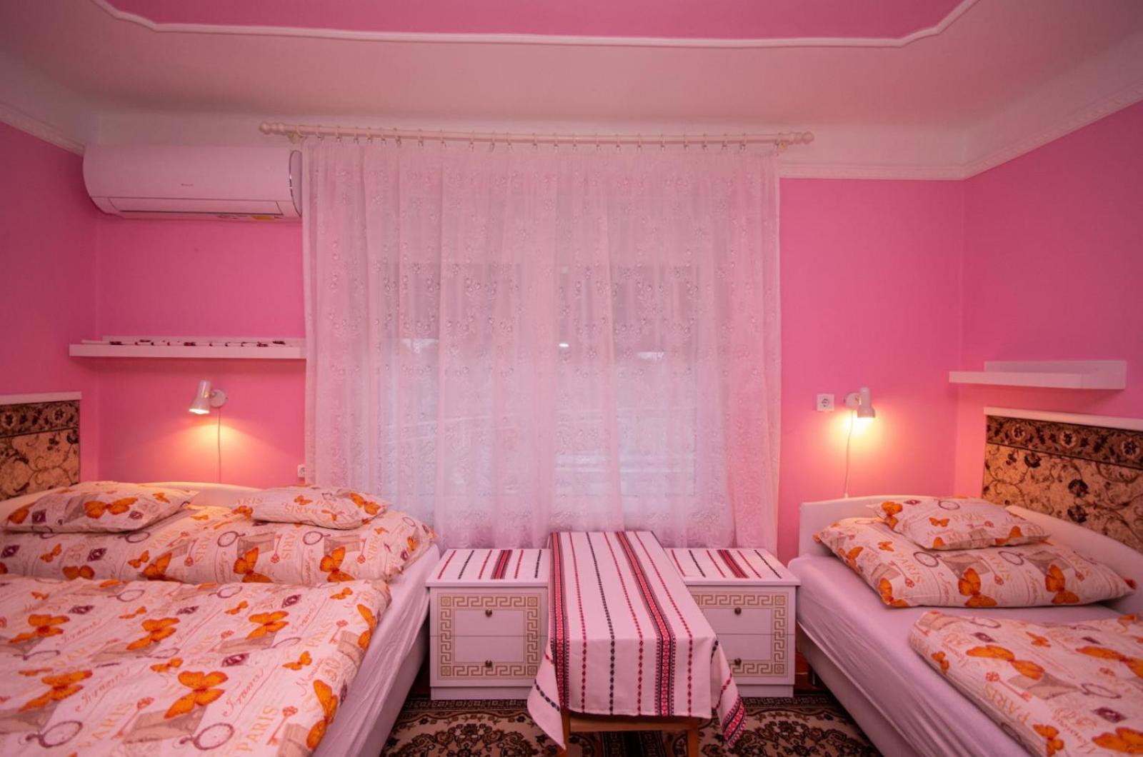Amália Apartman Gyula Exterior foto