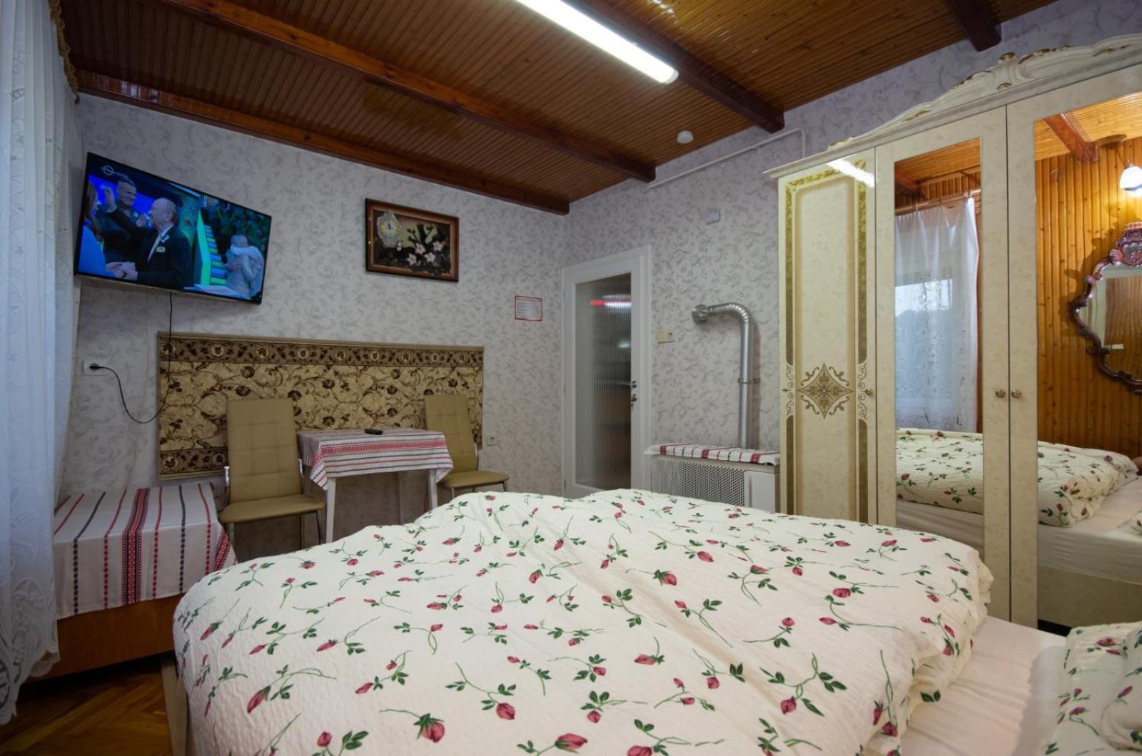 Amália Apartman Gyula Exterior foto