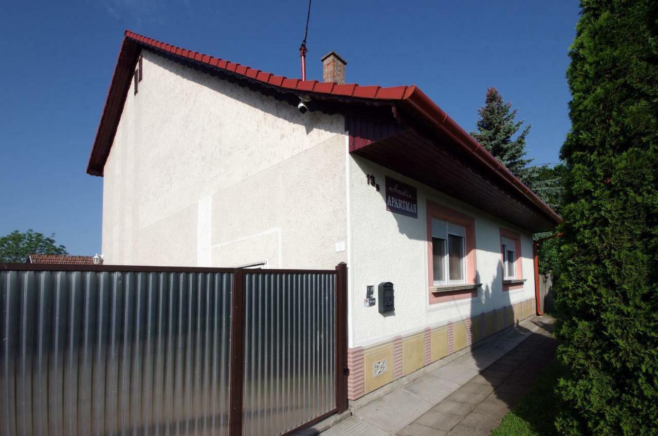 Amália Apartman Gyula Exterior foto